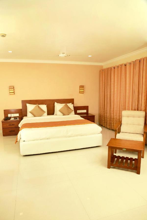 Ktdc Grand Chaithram Thiruvananthapuram Екстериор снимка