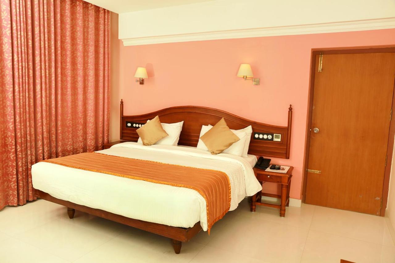 Ktdc Grand Chaithram Thiruvananthapuram Екстериор снимка
